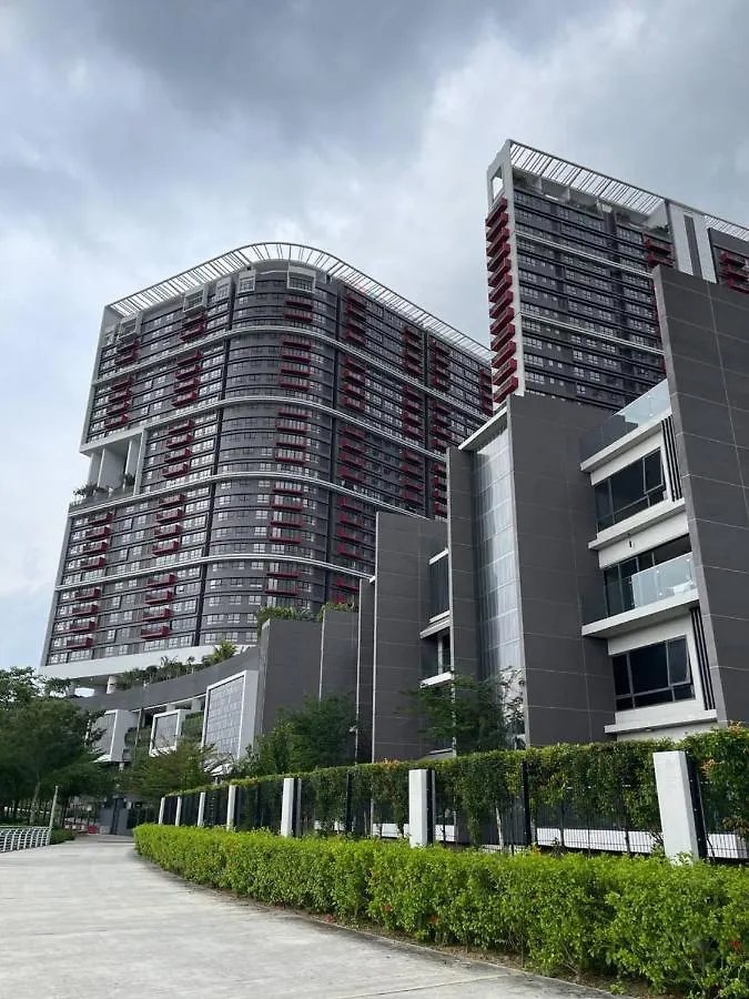 Paisley Residence - Resort Style Homestay