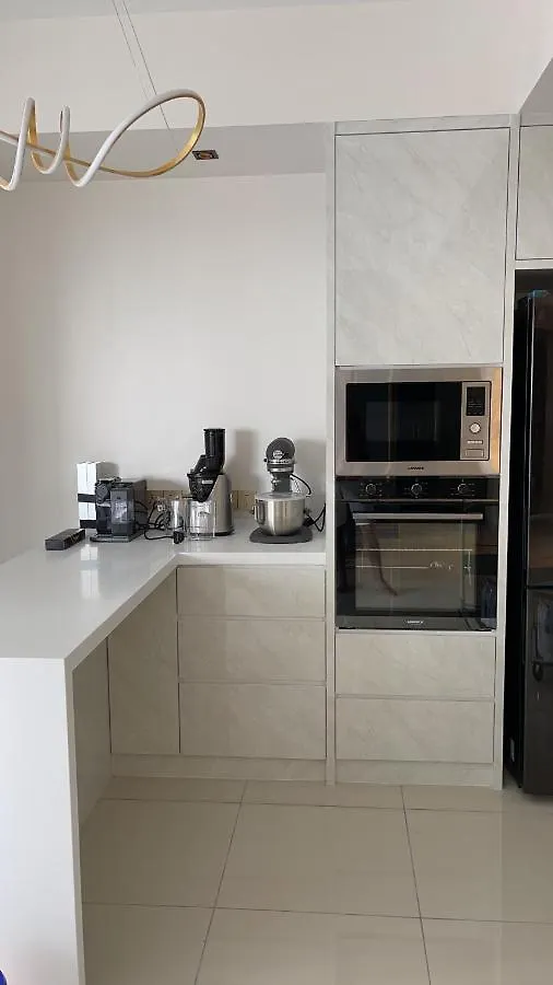 Paisley Residence - Resort Style Homestay