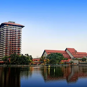& Subang Subang Jaya